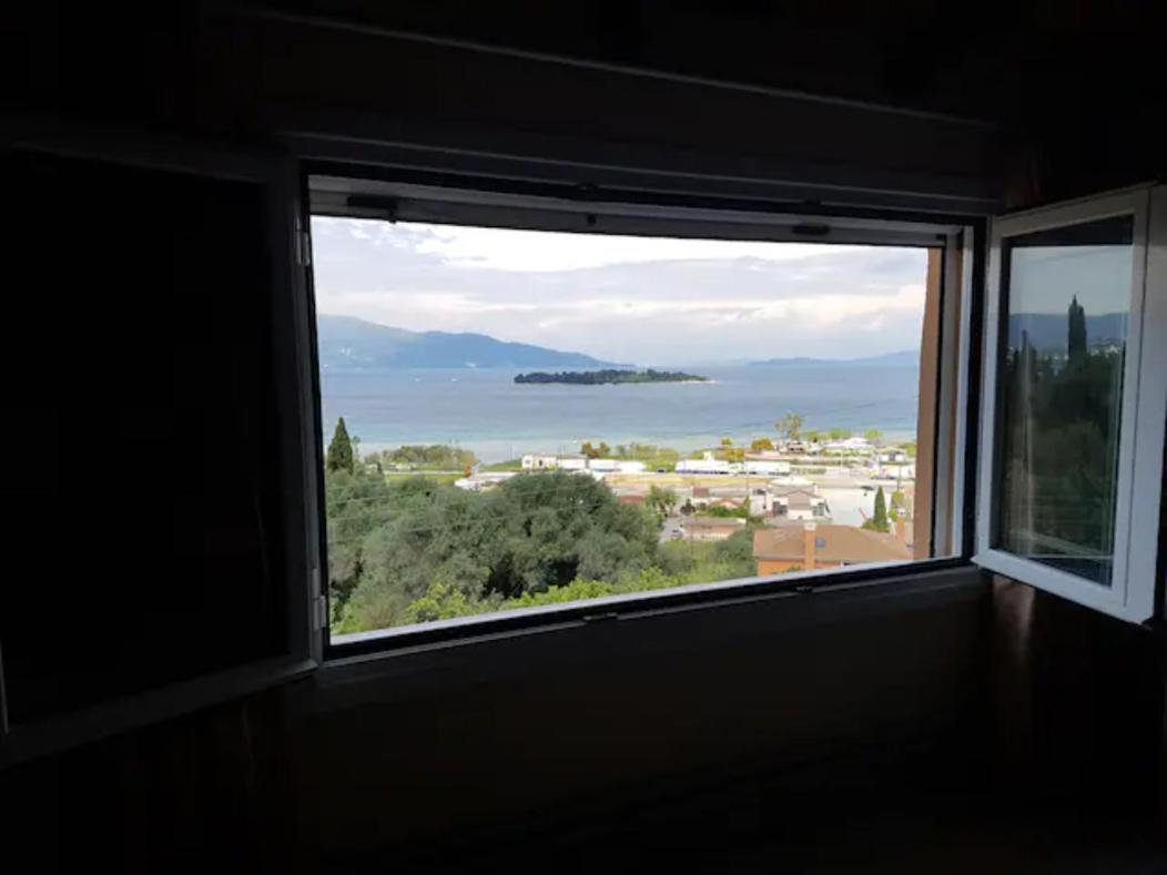 Σοφιτα Ξυλο Μεταλο Γυαλι Apartment Alykes Potamou Exterior photo